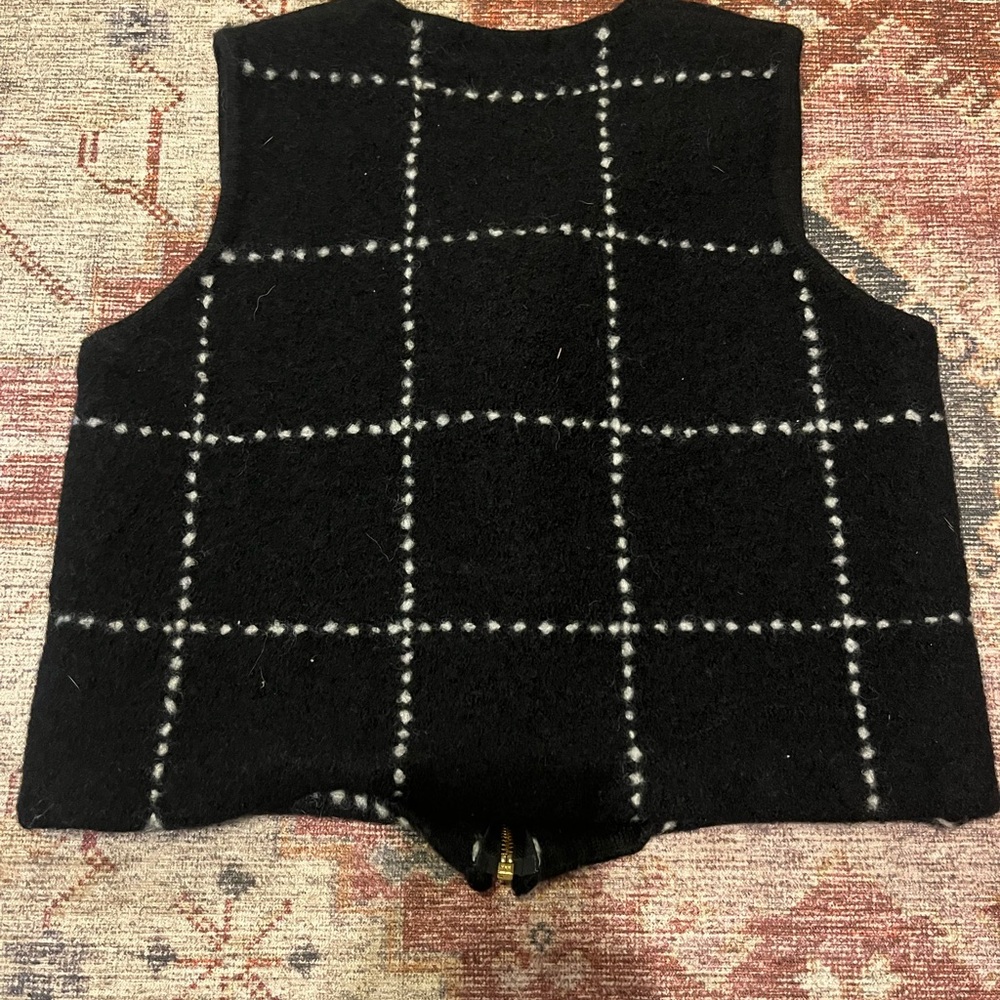 Kendra Scott Wool Vest - Picture 3 of 3